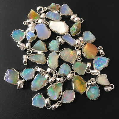 AA+ Raw Ethiopian Opal Pendant in 925 Sterling Silver (Approx 10 to 18 mm)