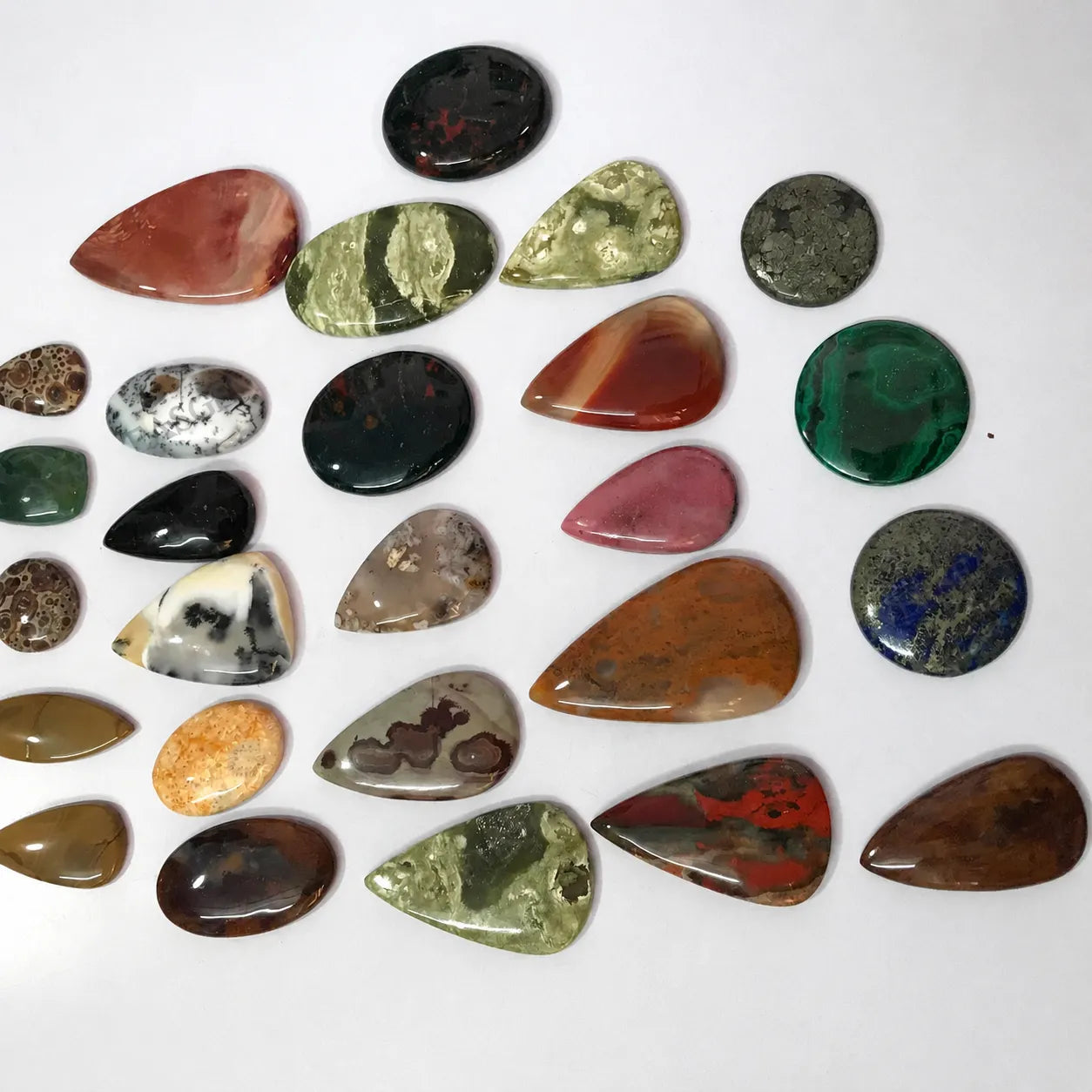 100–1000 Cts Mix Gemstone Cabochon Lot in Natural Colors – AAA Quality (2–30 Pieces) for jewelry makers and designers