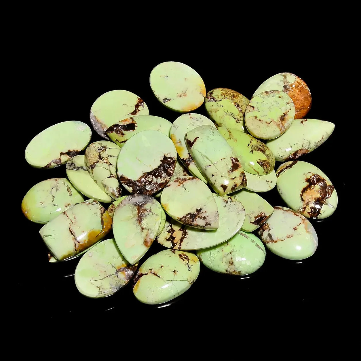 Natural Lemon Green Gemstones (20–35 mm)