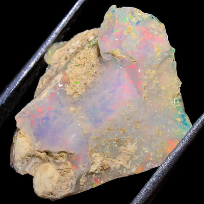 4.50 ct Raw Opal with Unique Color Play and Jewelry Making (13 × 13 × 7 mm)