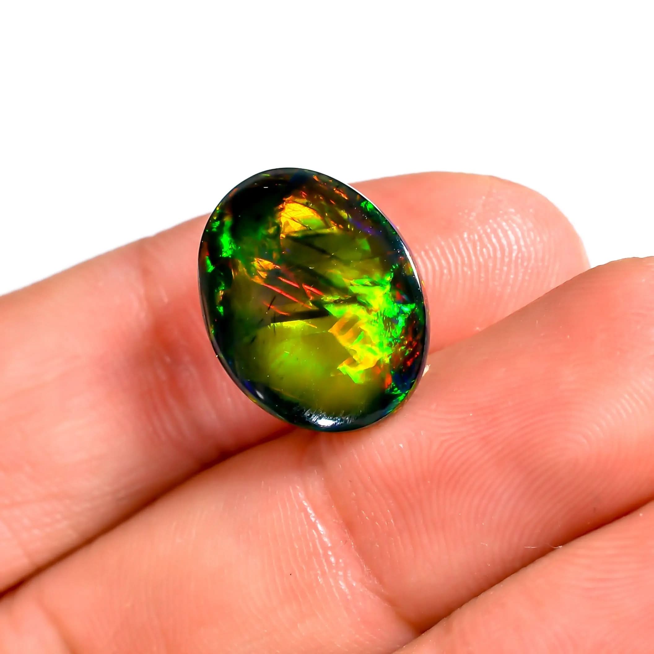Premium Quality Cabochon Cut Jewelry in 6.5 Ct Ethiopian Opal Stone