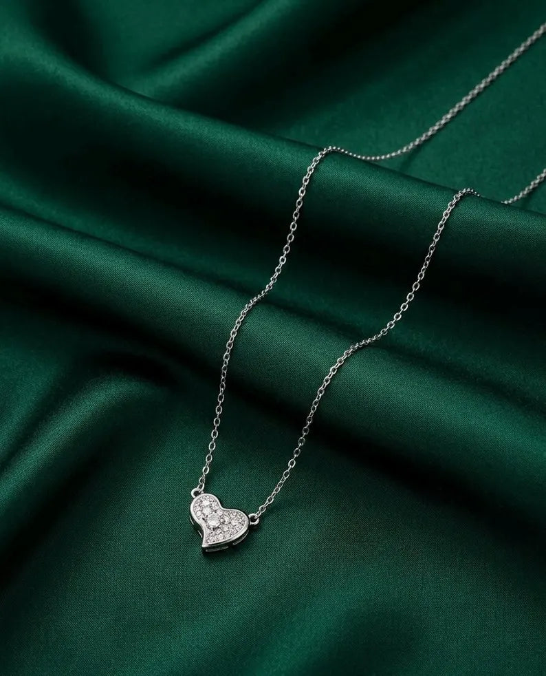Sweetheart Pendant Necklace with Sparkling Zircon – Minimalist Silver Heart Necklace, 925 Sterling Silver, Gift for Her or Mom
