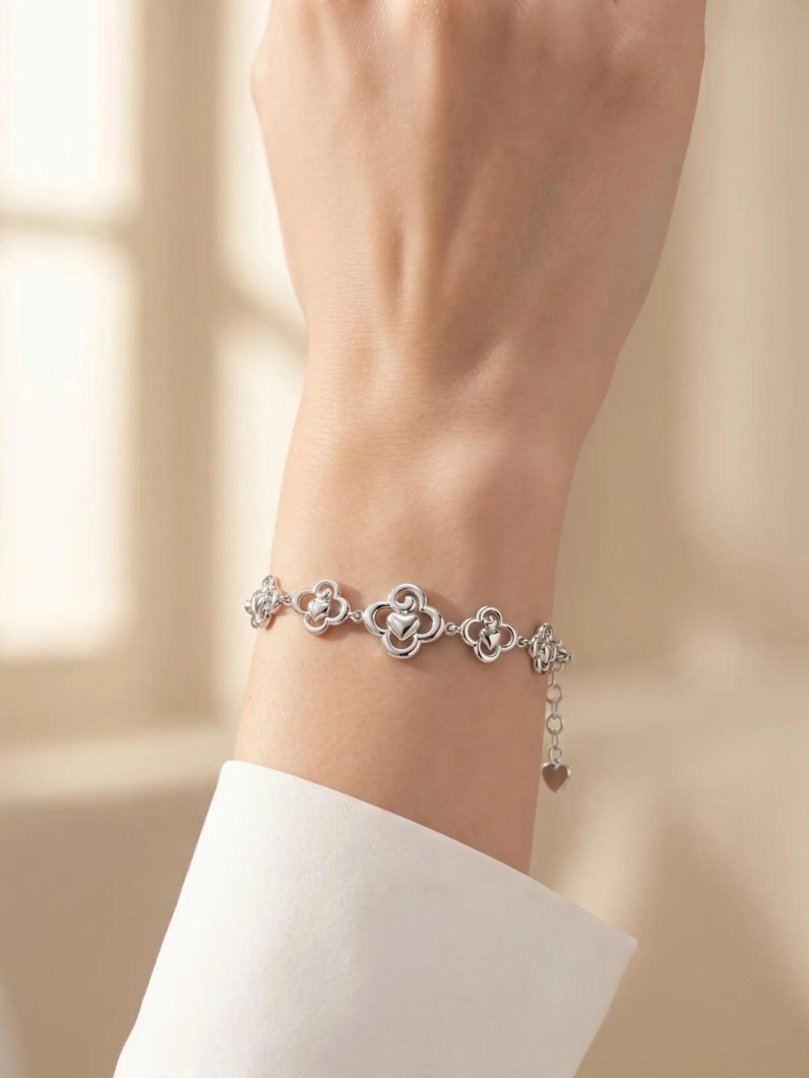 925 Sterling Silver Flower Bracelet, Clover Floral Link Bracelet,Silver Flower Jewelry, Dainty Women’s Bracelet,Elegant Gift,Dainty Bracelet