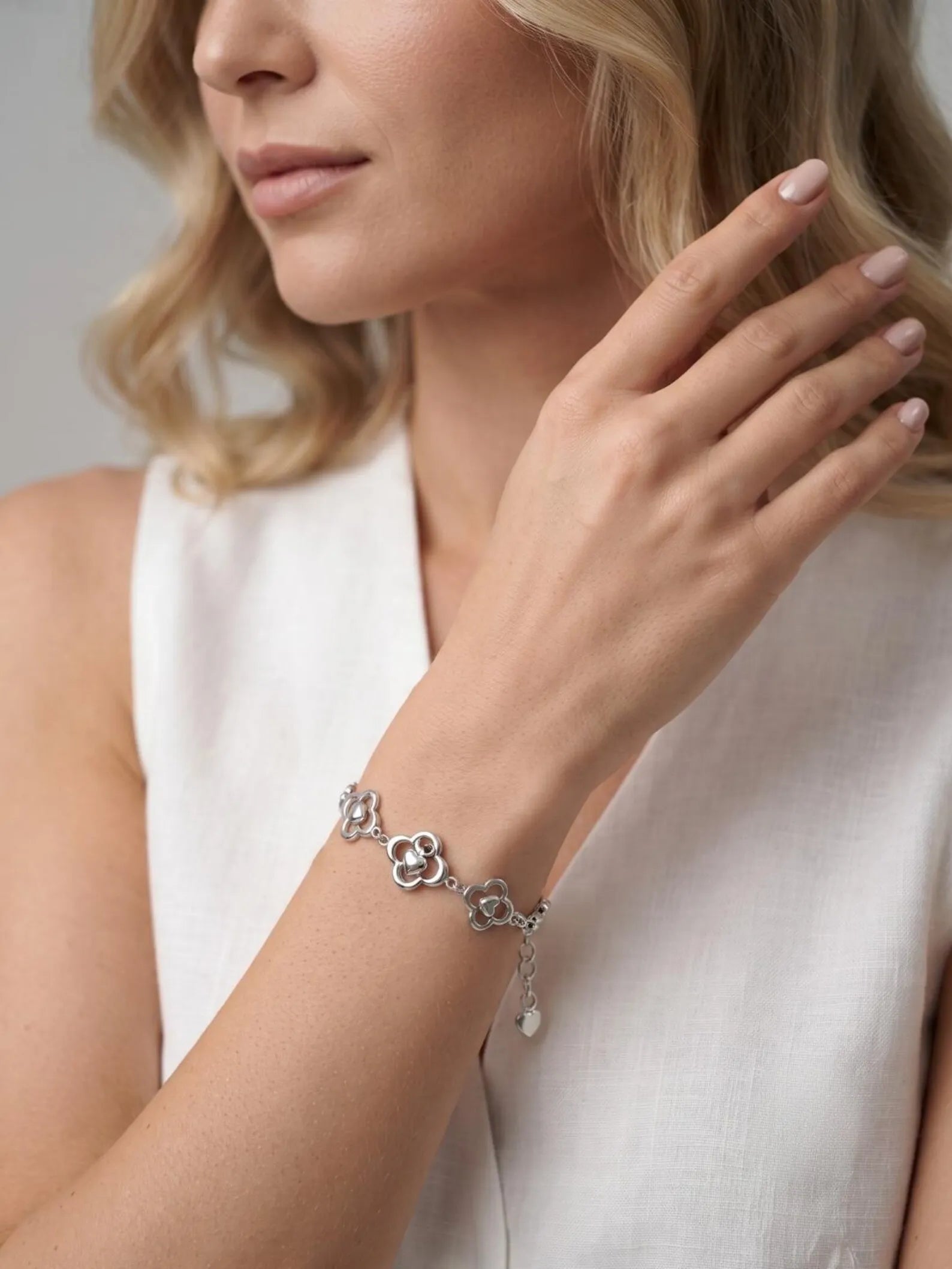 925 Sterling Silver Flower Bracelet, Clover Floral Link Bracelet,Silver Flower Jewelry, Dainty Women’s Bracelet,Elegant Gift,Dainty Bracelet