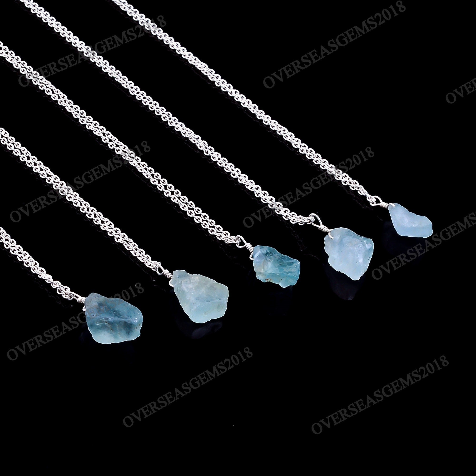 Raw blue Aquamarine Crystal Pendant in 925 Sterling Silver
