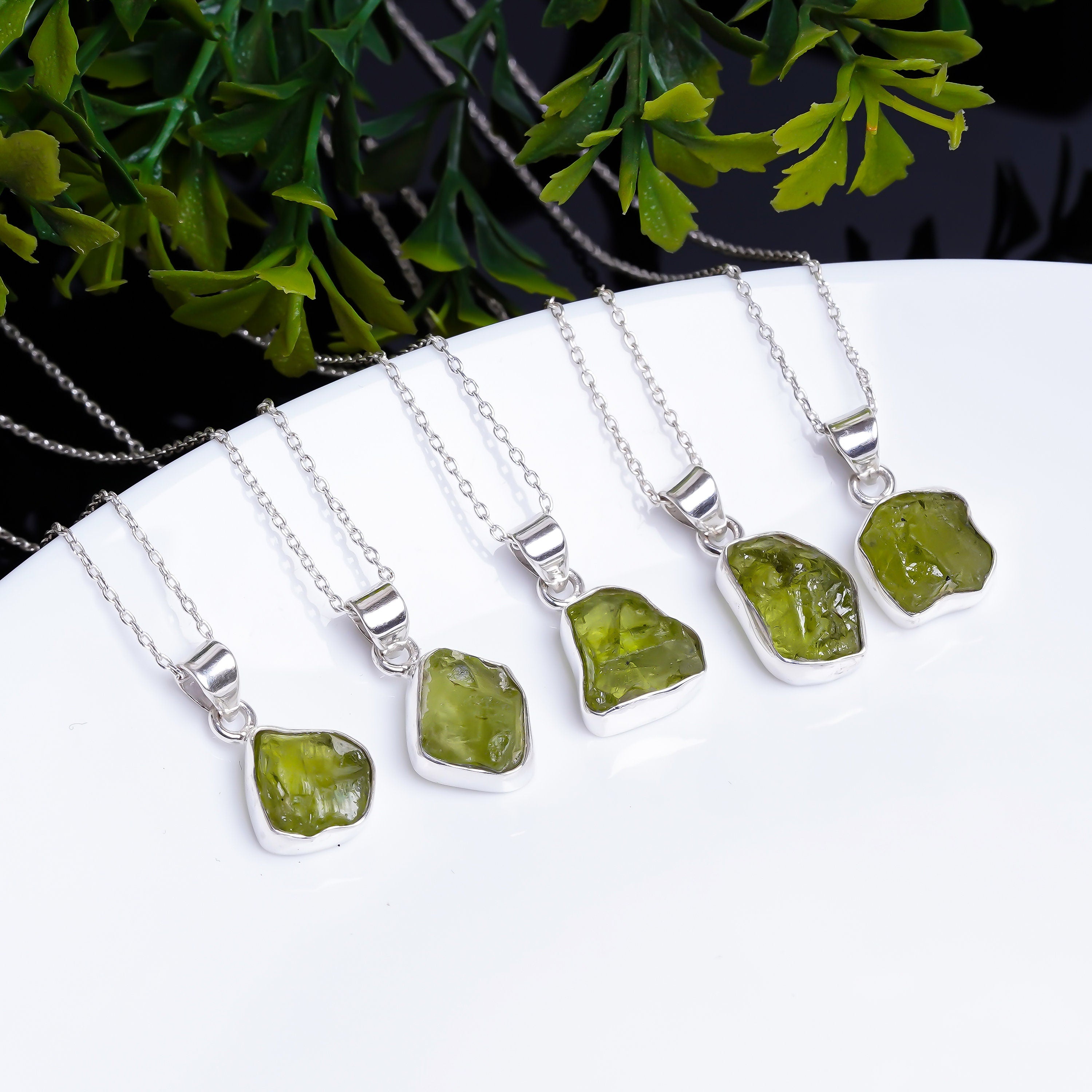 5Ct to 10Ct AA+ Raw Peridot Pendant 