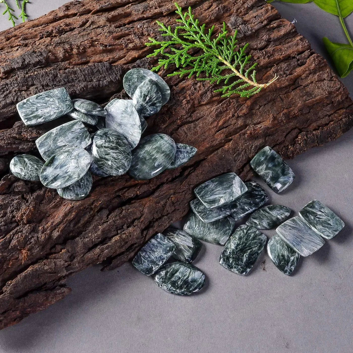 Seraphinite Cabochon Wholesale in  100 CTS to 1000 CTS